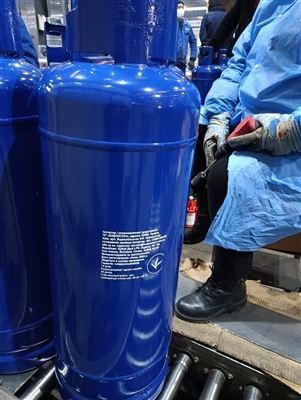 Täiustatud pinnakatmine: automatiseeritud pulbripihustusprotsess